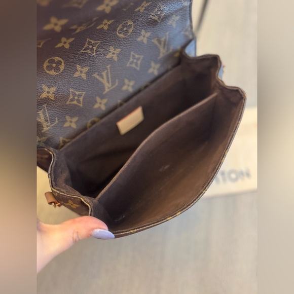 LV Pochette Metis Monogram - Picture 10 of 10